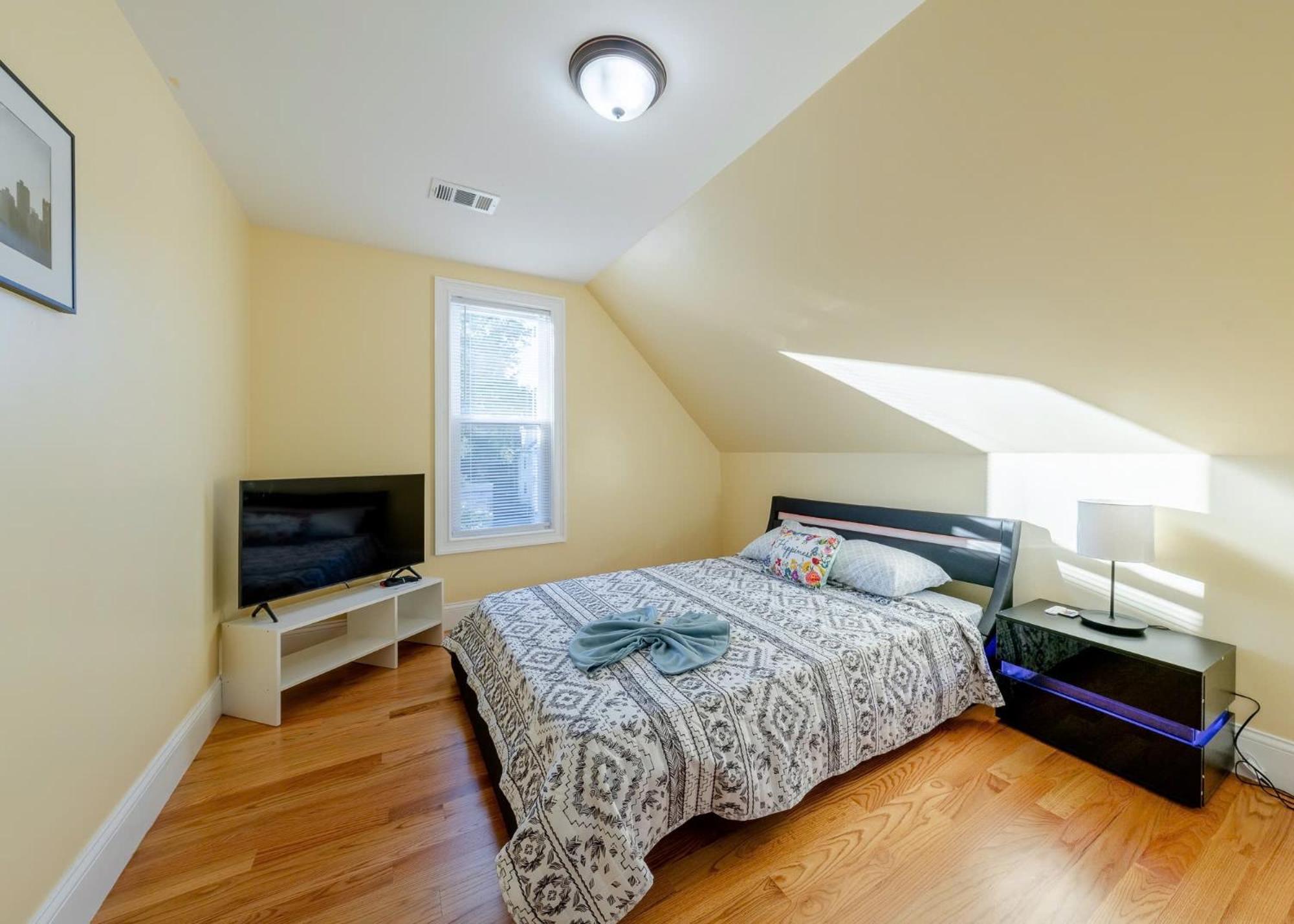 Appartement 233-3 4br - Peaceful Escape Near Downtown